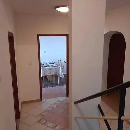 Enzo With Air-condition And Wi-fi Апартаменти Задар