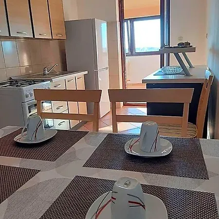 Enzo With Air-condition And Wi-fi Apartament Zadar